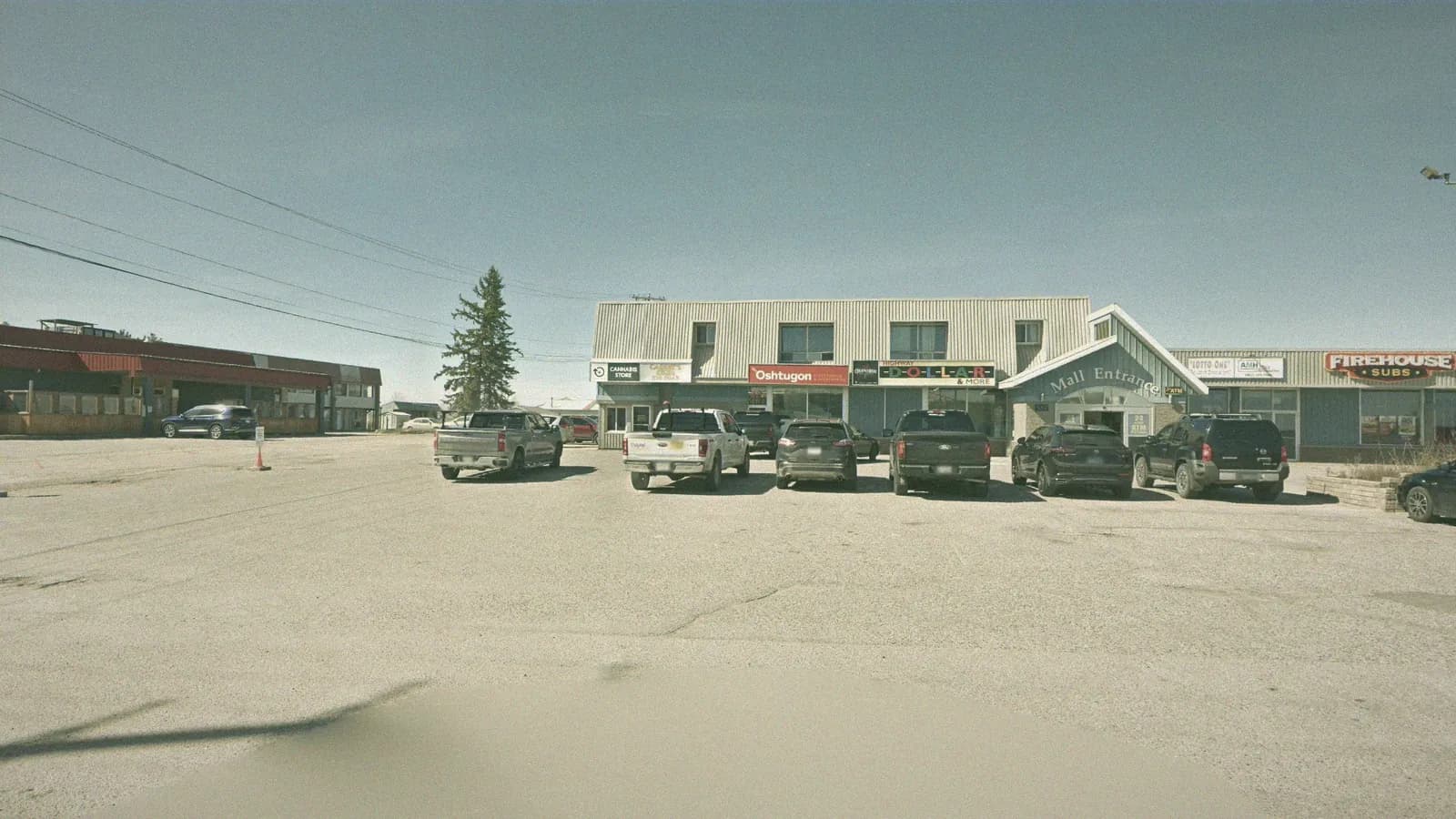 DriveTest Dryden at Golden Mile Plaza, 539 Government St, Unit 8, Dryden, seen from the street