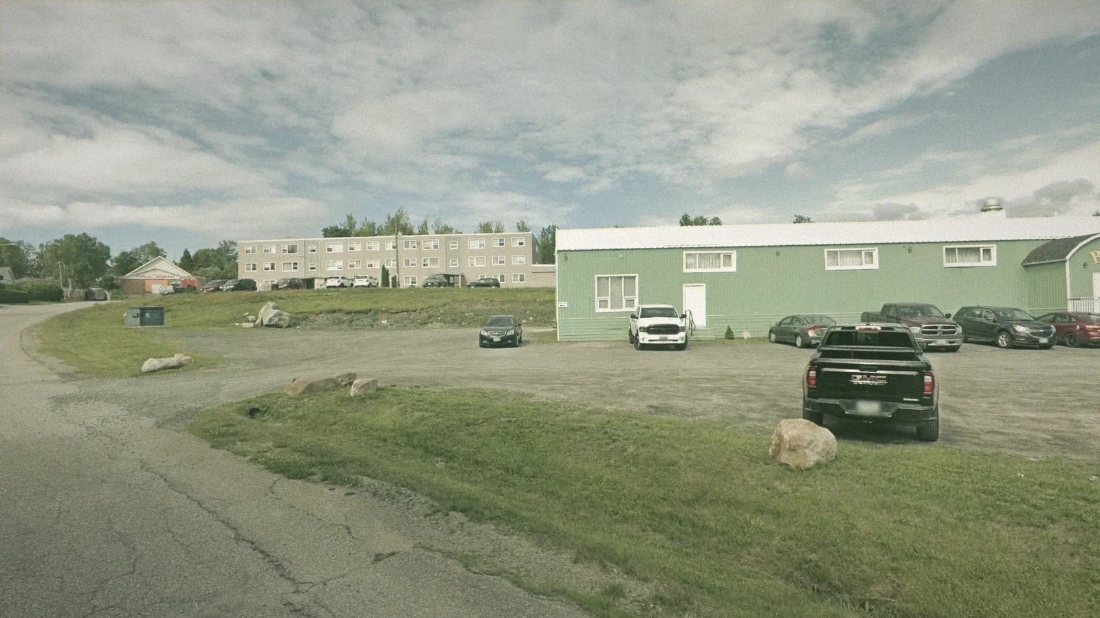 25 Dunn Road, Elliot Lake, the building DriveTest uses as its Elliot Lake travel point, seen from the street