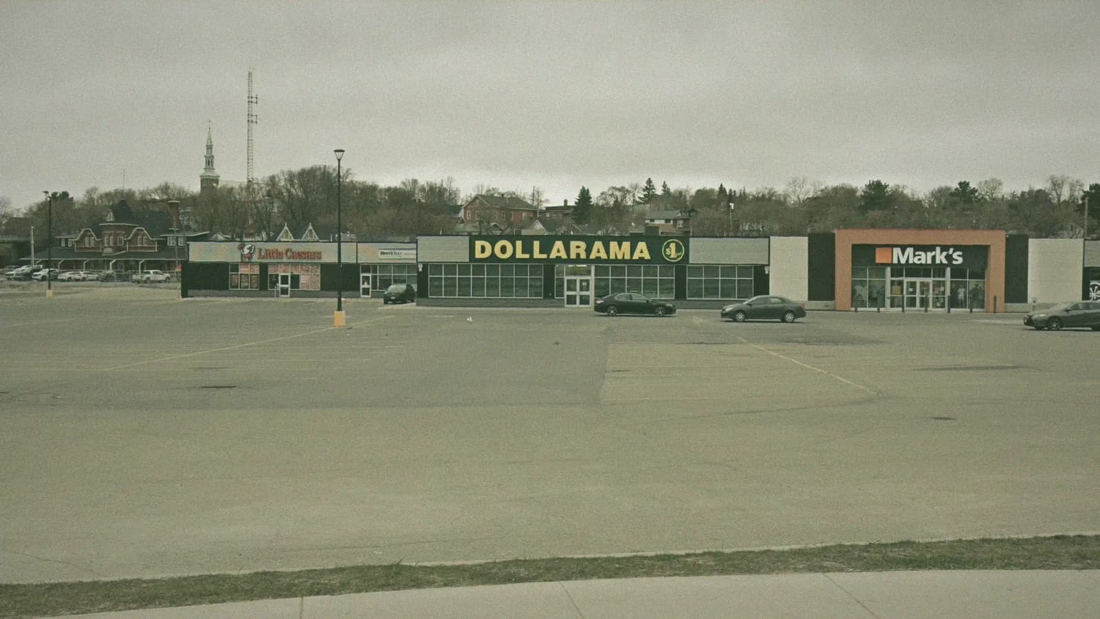 DriveTest Kenora at Kenora Shoppers Mall, 534 Park St, Unit 2B, Kenora, seen from the street
