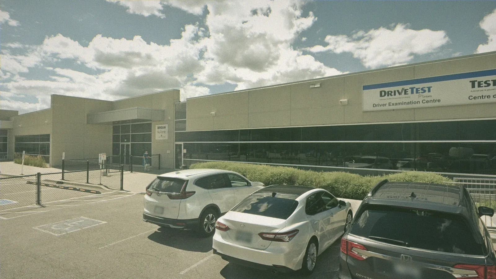 DriveTest Mississauga at 255 Longside Drive (Boulevard), Mississauga, seen from the street